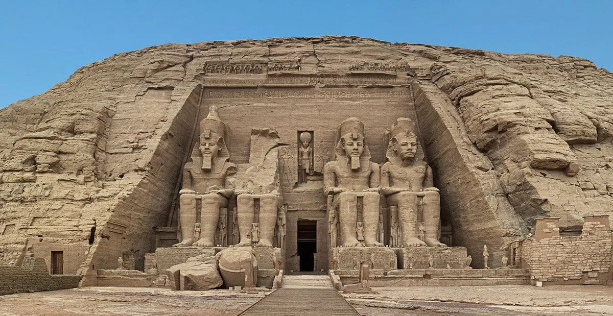 Trip to Abu Simbel by Coach